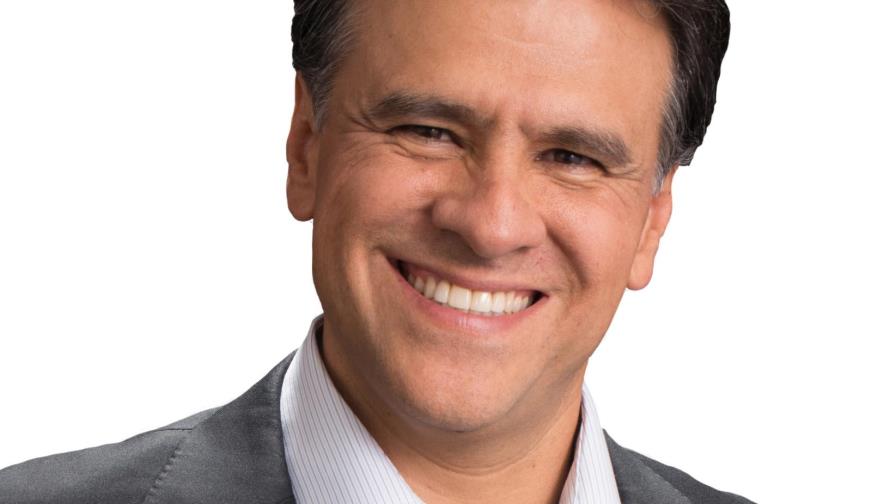 Carlos Cuauhtémoc Sánchez viene a la Feria del Libro Católico