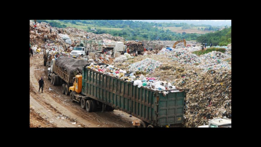 Ayuntamientos del Gran Santo Domingo tienen problemas financieros para pagar tarifas de vertidos de basura