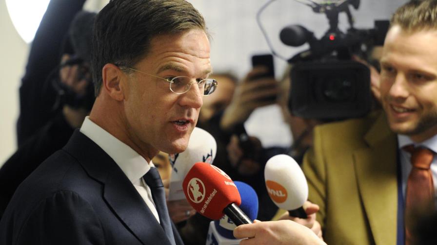 El liberal Mark Rutte gana las elecciones en Holanda, según sondeos