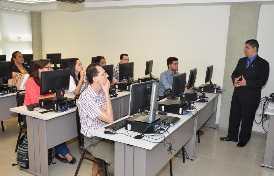 ONAPI celebra taller en PUCMM para su 2da. versión de Concurso de Tecnología Apropiada