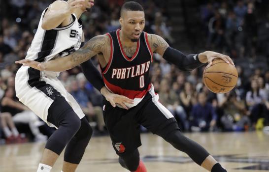 Bucks ganan a Clippers 97-96 tras un fallo de Griffin Bucks ganan a Clippers 97-96 tras un fallo de Griffin