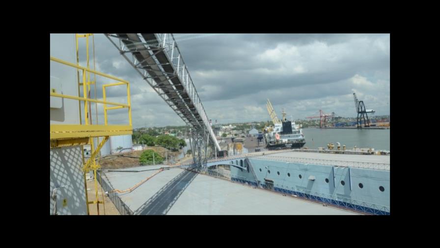 Sindicatos del puerto de Santo Domingo y Haina denuncian que quieren desplazarlos Sindicatos del puerto de Santo Domingo y Haina denuncian que quieren desplazarlos