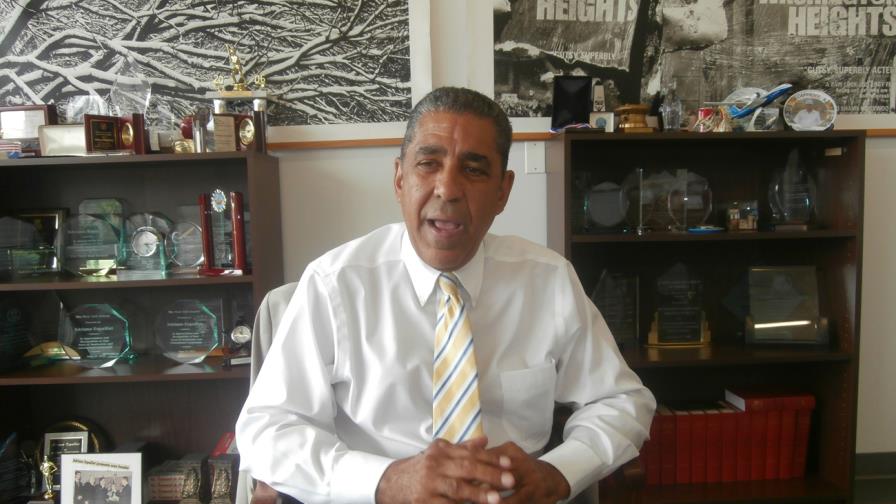 Adriano Espaillat somete resolución contra “noticias falsas y alarmistas” Adriano Espaillat somete resolución contra “noticias falsas y alarmistas”