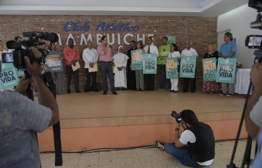 Iglesia Católica reconoce diputados santiagueros defienden derecho a la vida desde la concepción