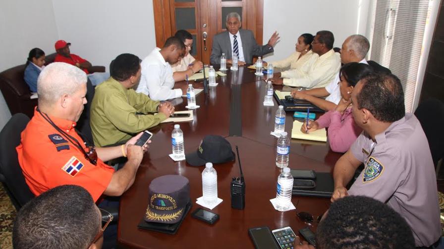 Alcalde San Cristóbal coordina acciones para Semana Santa Alcalde San Cristóbal coordina acciones para Semana Santa