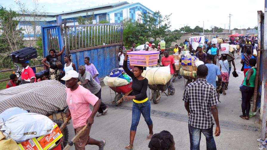 Detienen decenas de haitianos indocumentados en Dajabón