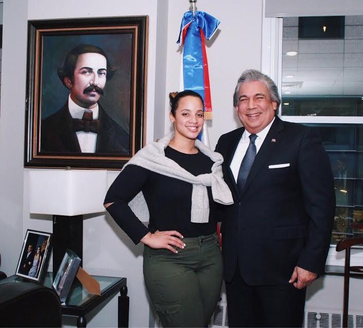 Consulado de RD en NY reconoce trayectoria de actriz Dascha Polanco