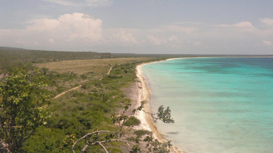Bahía de las Águilas en perpetua zozobra