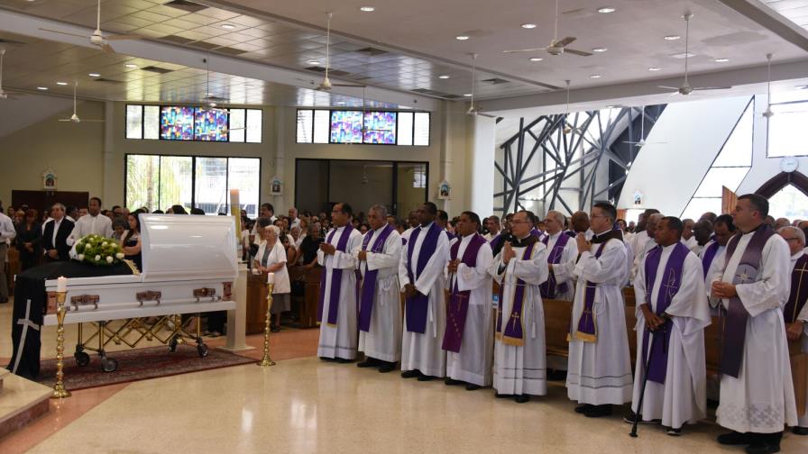 Monseñor Cedano: “Eso no le podía pasar a Delcy”