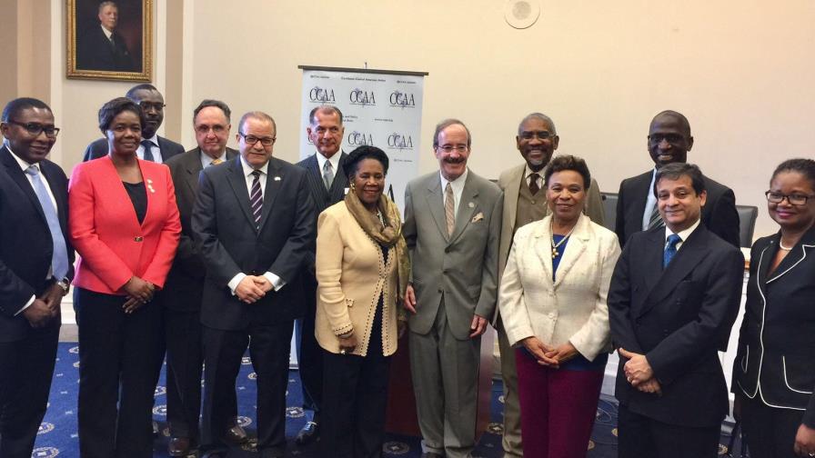 Embajador en Washington participa en encuentro con congresistas de EE.UU. 