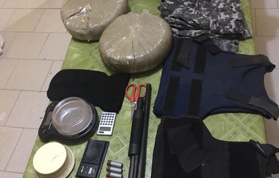 Dirección de Drogas decomisa armas y droga en Higüey  