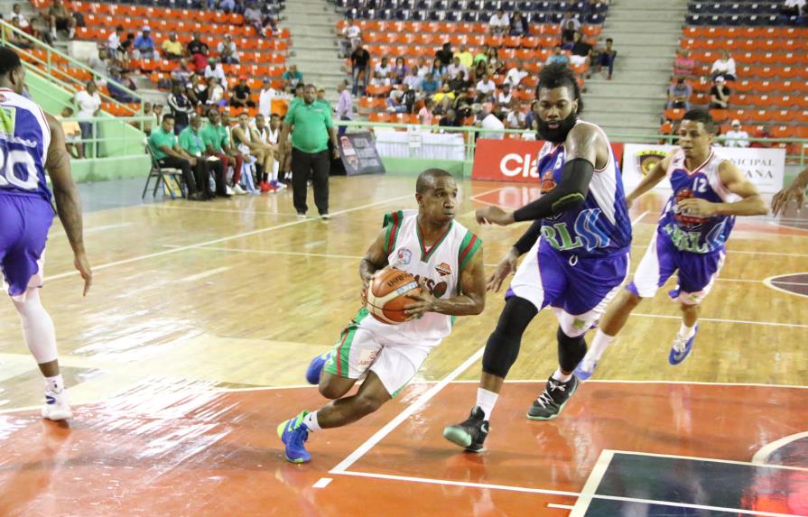 Los Prados y San Lázaro ganan en baloncesto DN