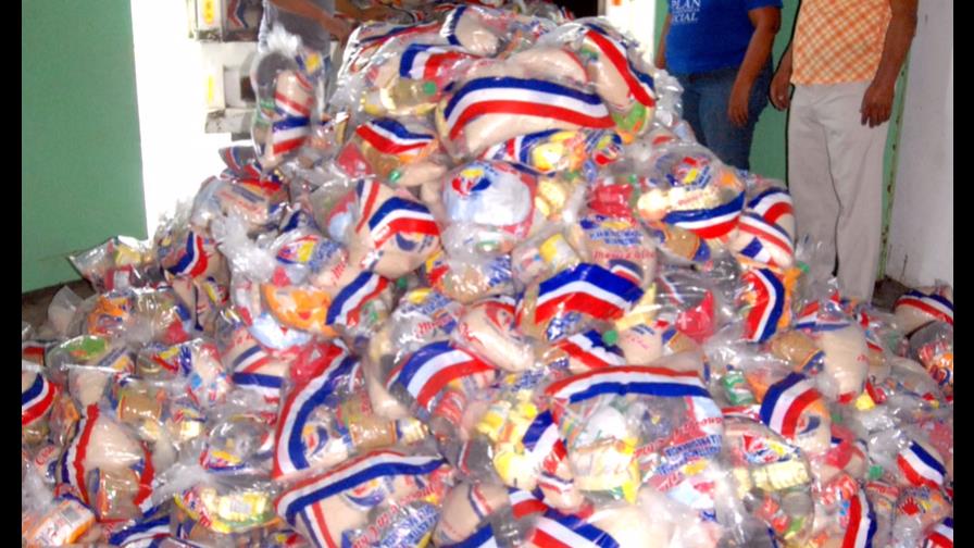 Plan Social  de la Presidencia envía alimentos para afectados inundaciones de Puerto Plata