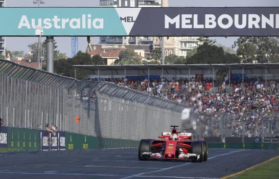 Vettel rompe la sequía de Ferrari, gana el GP de Australia 
