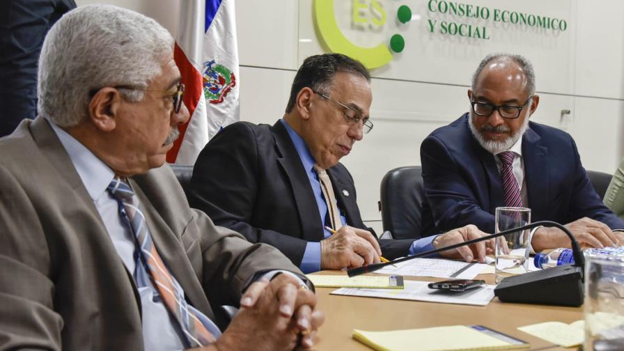 Comisión investiga licitación de Punta Catalina entrevista a ejecutivos de Golder y de FTI Consulting Comisión investiga licitación de Punta Catalina entrevista a ejecutivos de Golder y de FTI Consulting