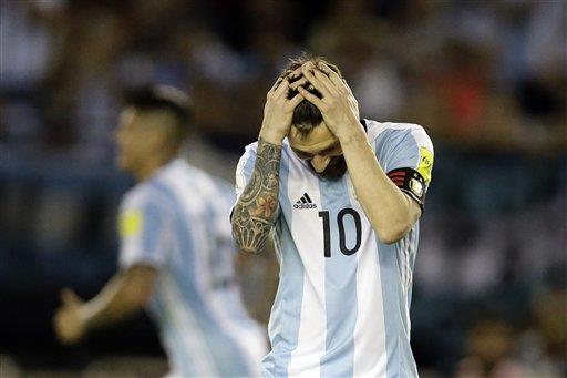 Sin Lionel Messi, Argentina cae 2-0 ante Bolivia en La Paz 
