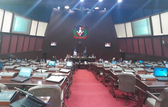 Cámara de Diputados conforma comisión para estudiar Ley Partidos 