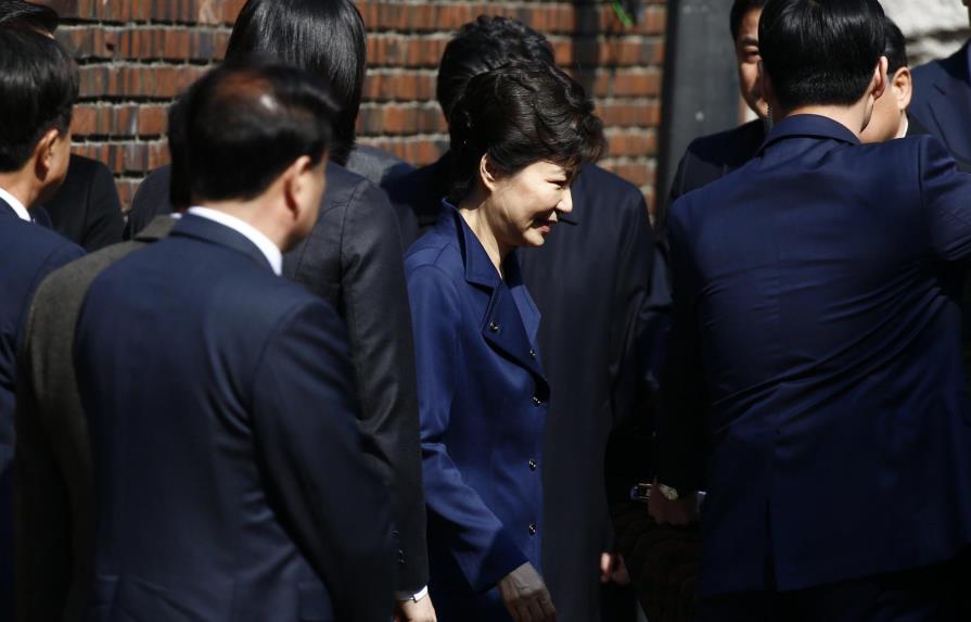 Tribunal surcoreano comienza sesión para decidir si expresidenta va a prisión
