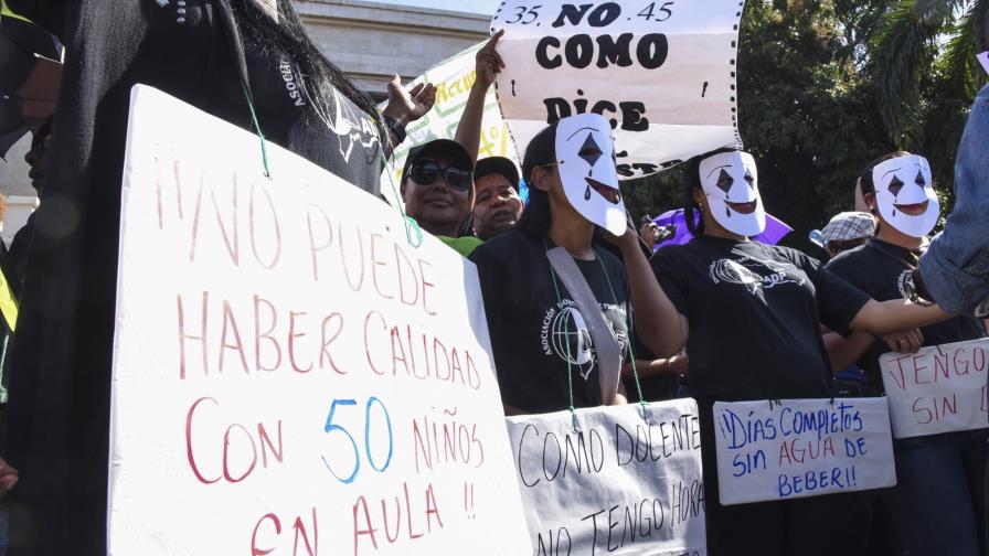 La ADP se compromete a reponer horas de clases perdidas por paralización La ADP se compromete a reponer horas de clases perdidas por paralización