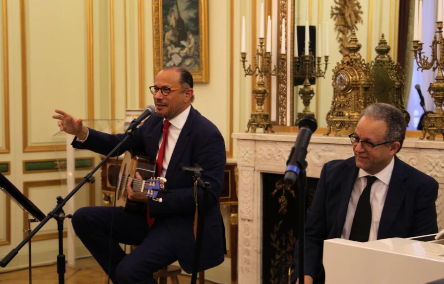 José Antonio Rodríguez ofreció concierto en París a invitación del embajador ruso en la Unesco