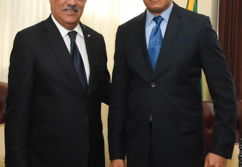 Canciller Miguel Vargas sostiene encuentro con Primer Ministro de Jamaica