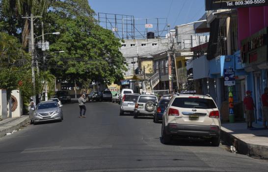 Bajo patrullaje policial en el Distrito Nacional este sábado