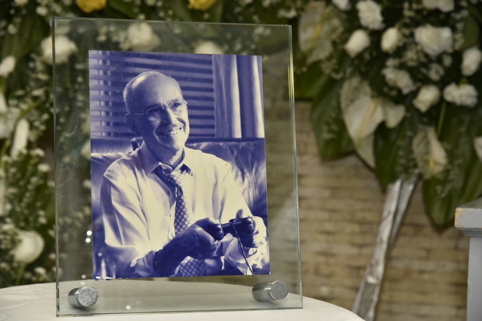 Una imagen del maestro de varias generaciones de periodistas, Rafael Molina Morillo, durante su velatorio en la funeraria Blandino este lunes 03 de abril de 2017.