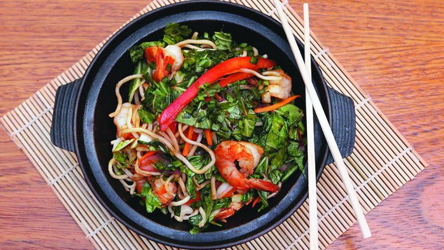 Lo mein de camarones 