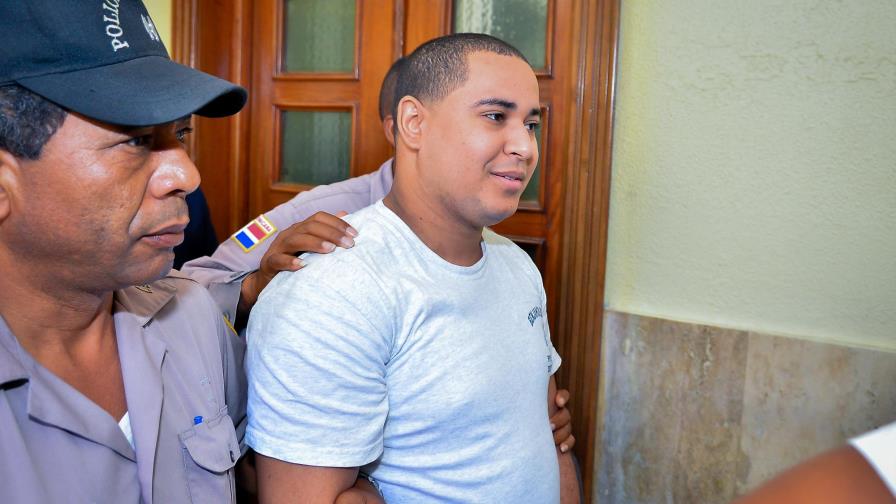 Juez mantiene en prisión a los miembros de banda John Percival