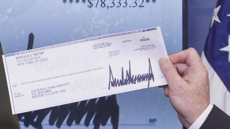 Trump dona el primer trimestre de su sueldo al Servicio de Parques Nacionales Trump dona el primer trimestre de su sueldo al Servicio de Parques Nacionales