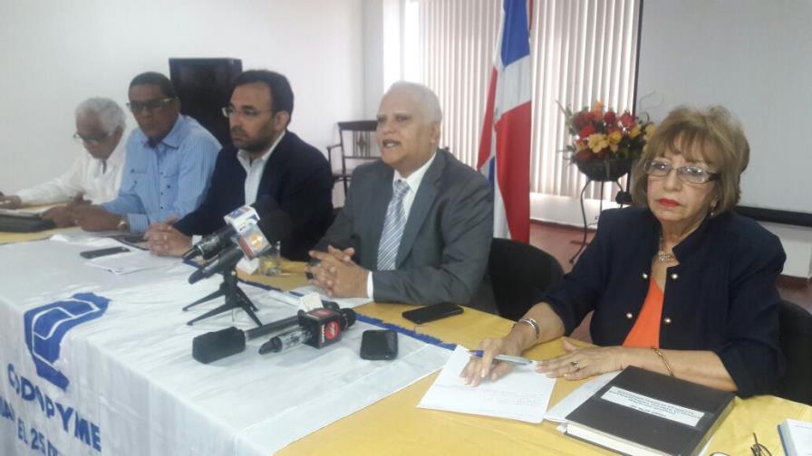 CODOPYME dice que el 50% de los empleados de las Mipymes se irían a las calles si se ejecuta el alza salarial CODOPYME dice que el 50% de los empleados de las Mipymes se irían a las calles si se ejecuta el alza salarial