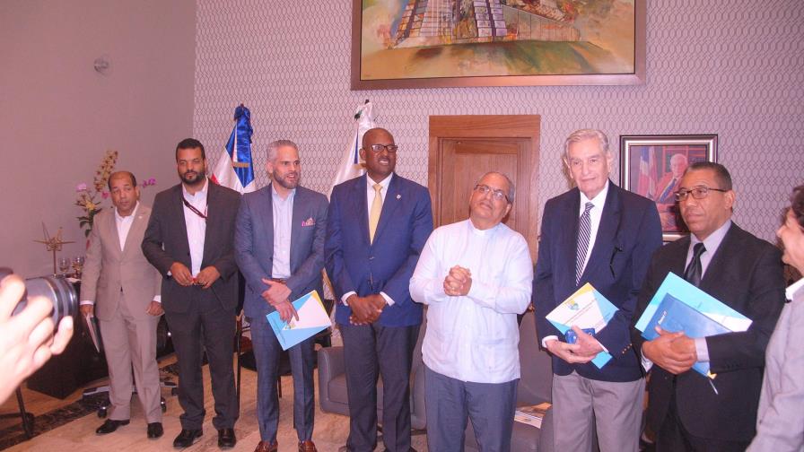 Empresa desiste de compra de calle que accede a la capilla la Ermita del Rosario