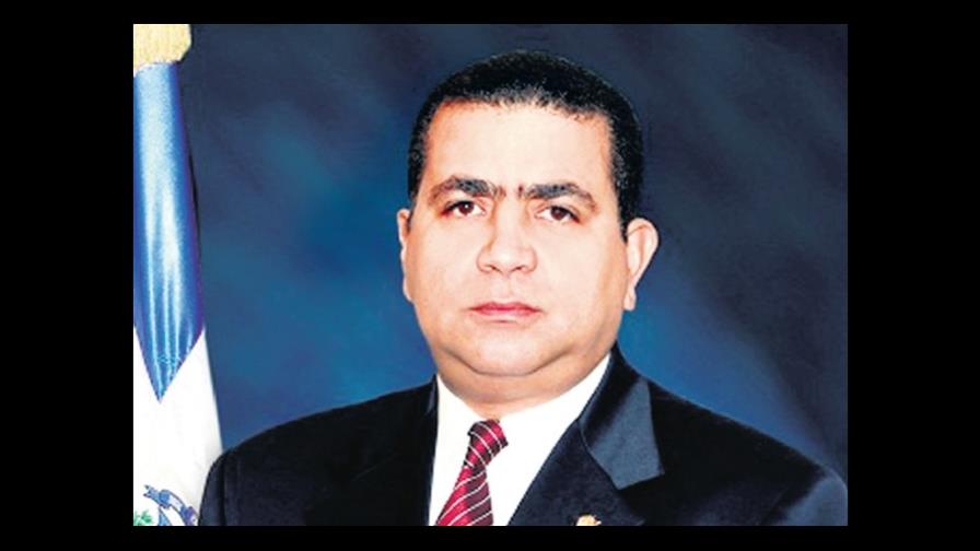 Integran inspectores para mejorar servicios de la Dirección de Migración 