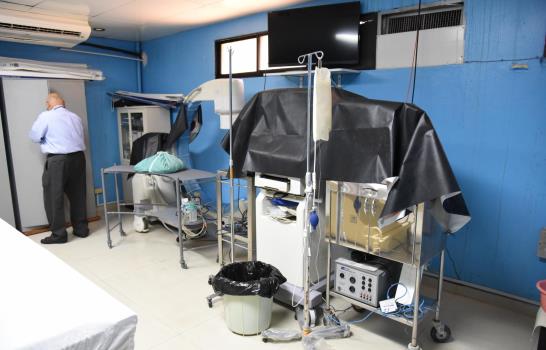 Por falta de camas, la emergencia del Hospital Salvador B. Gautier es una sala de internamiento