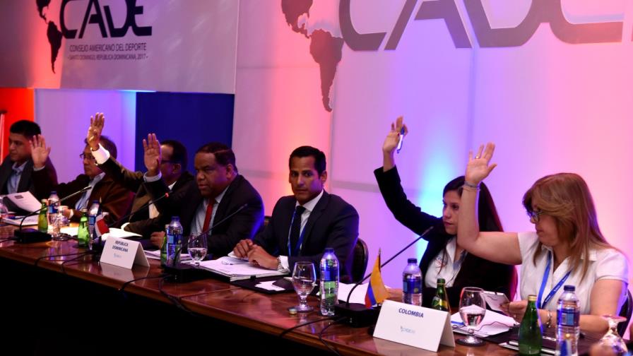 Ministro Danilo Díaz destaca la importancia del deporte escolar