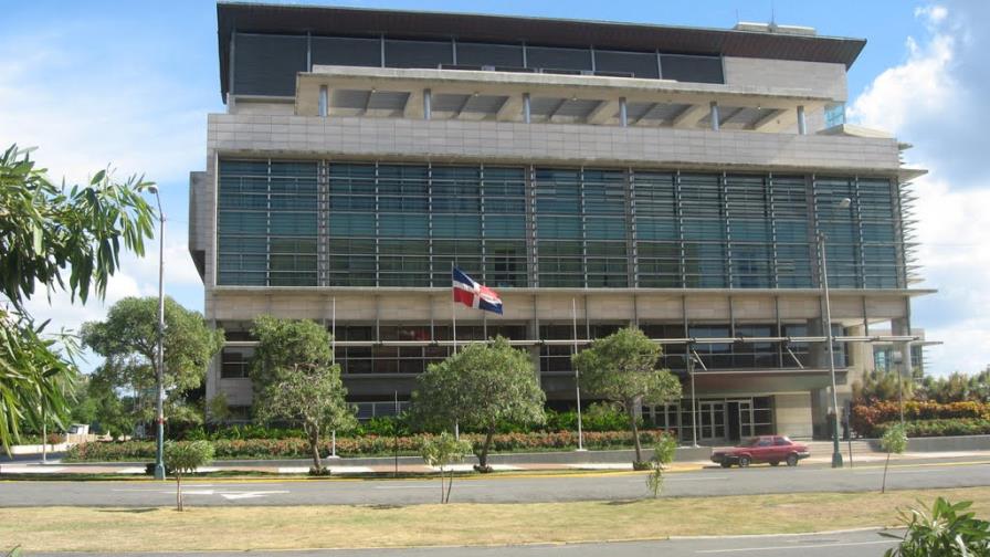 Investigan estructura por comercialización de armas de fuego ilegales y estafas