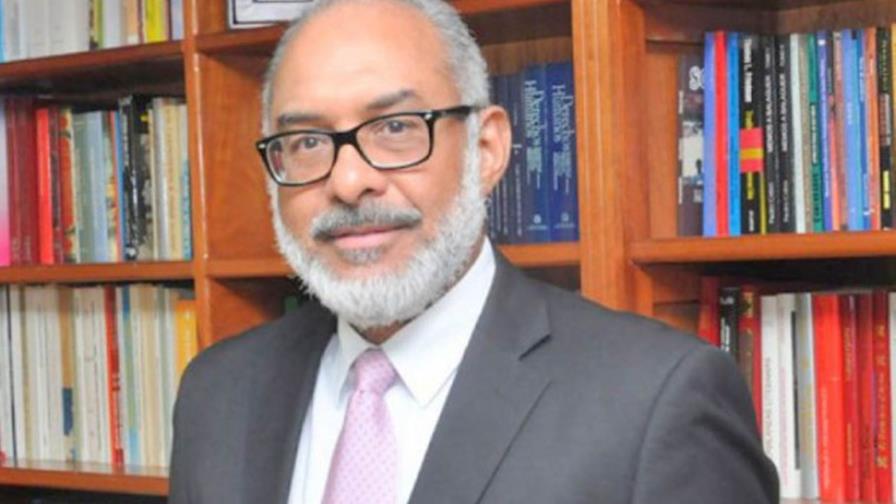 Persio Maldonado plantea necesidad de organizar el país; afirma impunidad ha sido histórica 