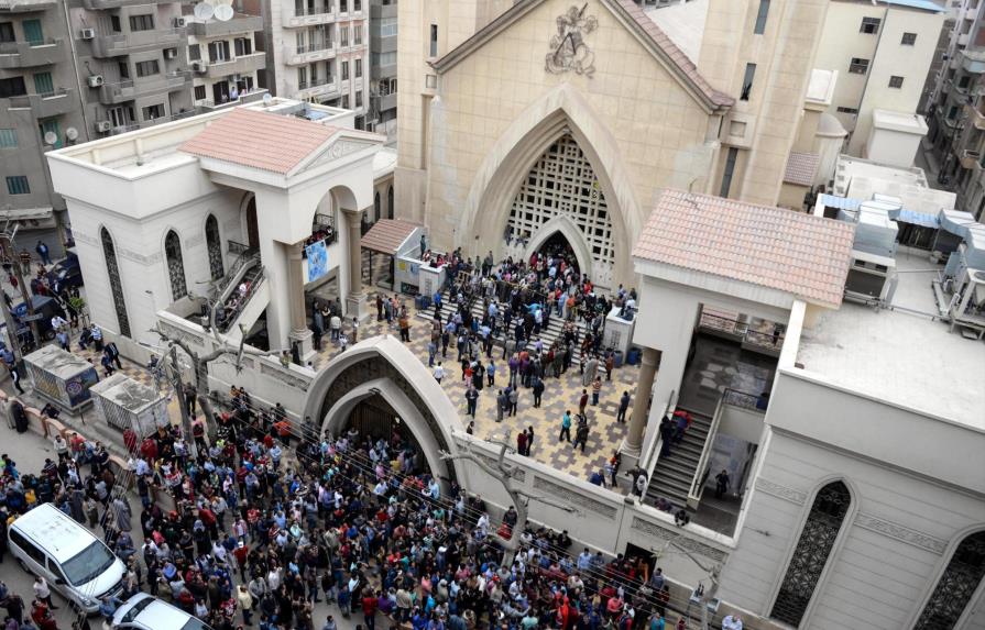 El grupo Estado Islámico asume autoría de atentados contra iglesias egipcias