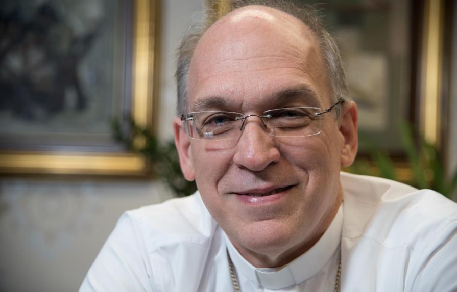 Monseñor Víctor Masalles: “Si la Iglesia no llega a los jóvenes, va a tener problemas”