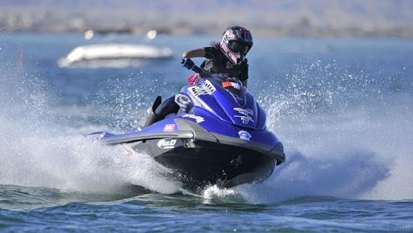 Prohíben motos acuáticas durante la Semana Santa