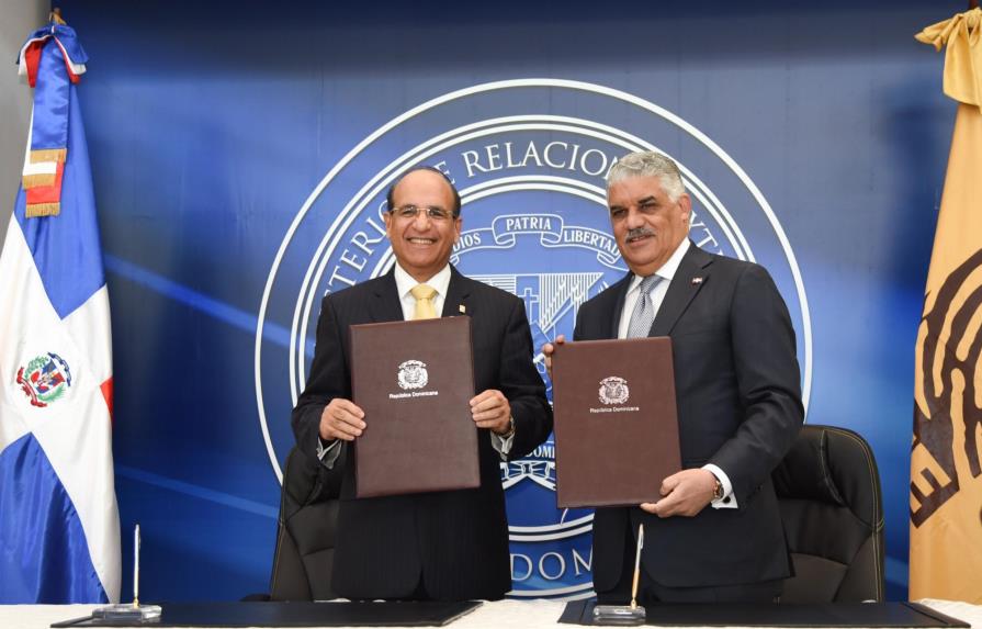 Cancillería y JCE ratifican acuerdo para dar asistencia a los dominicanos en el exterior
