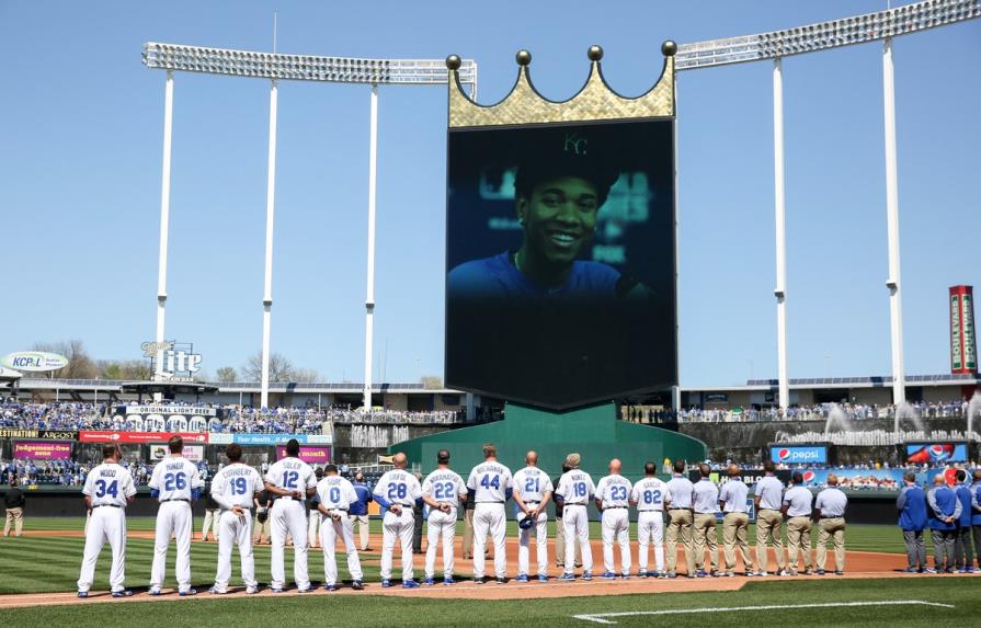 VIDEO: Los Reales de Kansas City rinden tributo a Yordano Ventura