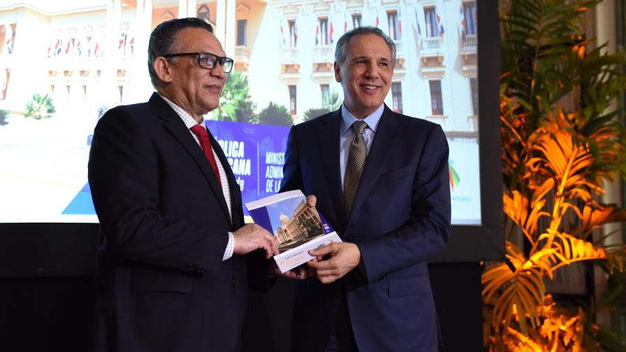 Ministerio de la Presidencia presenta Carta Compromiso al Ciudadano