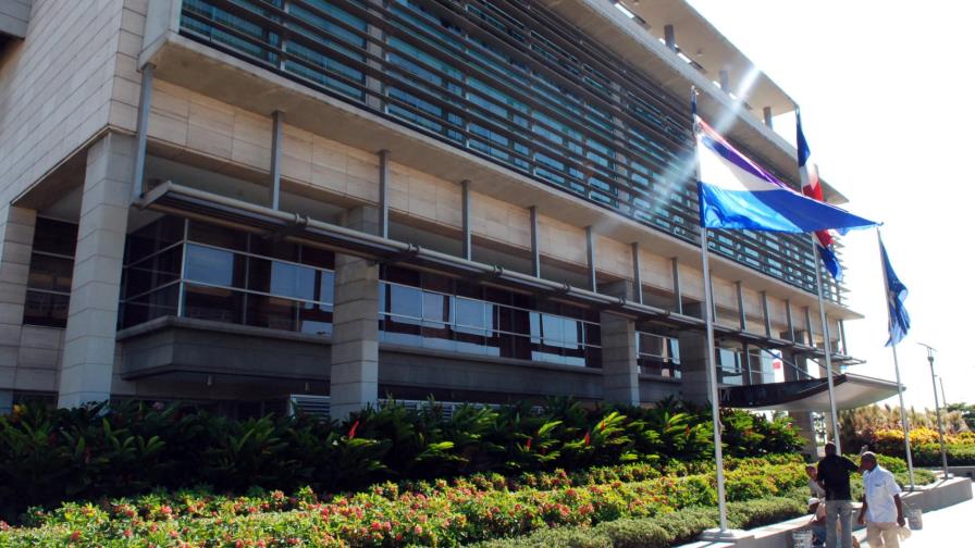 Poder Judicial suspende labores a partir del miércoles al mediodía