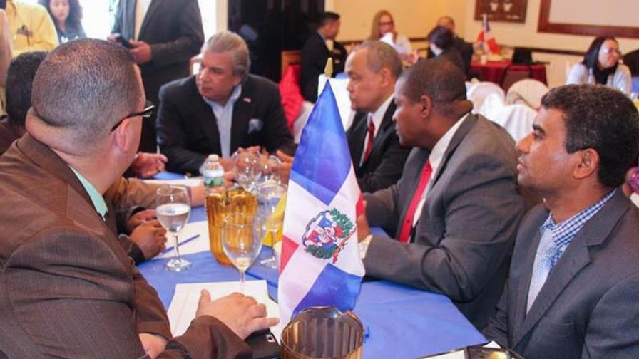 Consulado dominicano en Nueva York apela deportaciones de siete dominicanos  