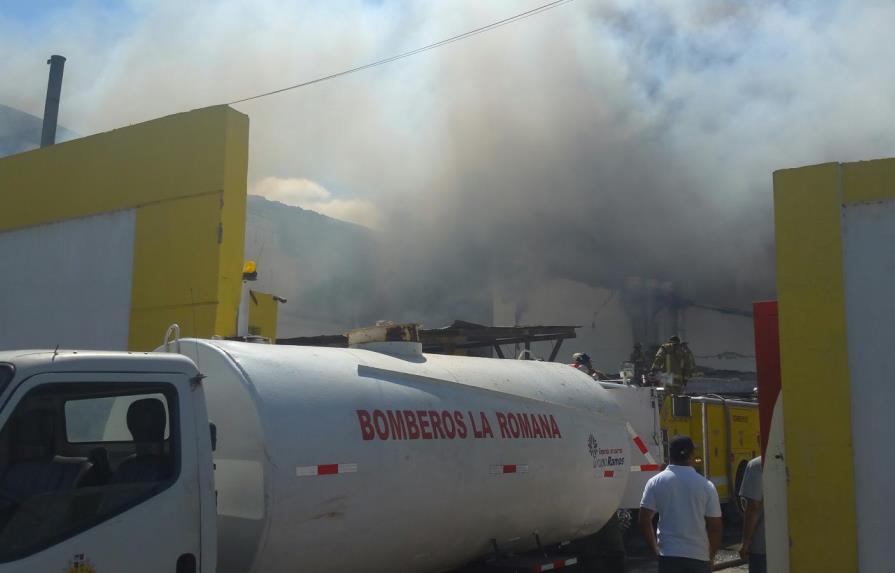 Fuego en Iberia dejó pérdidas RD$500 millones y más 350 personas sin trabajo