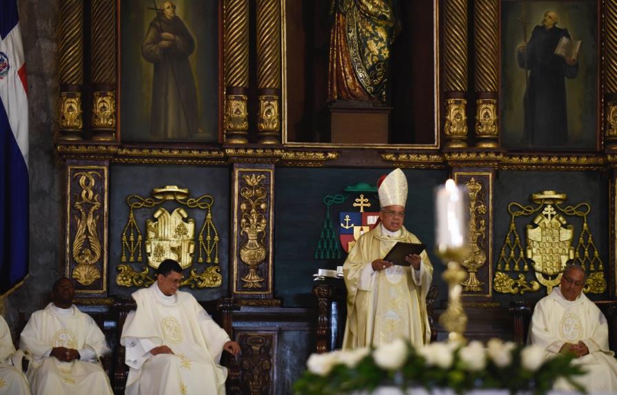 Monseñor Ozoria pide por familias afectadas por inseguridad, insalubridad y falta de alimentación