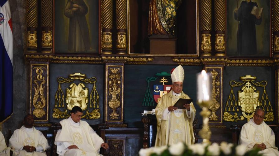 Monseñor Ozoria pide por familias afectadas por inseguridad, insalubridad y falta de alimentación