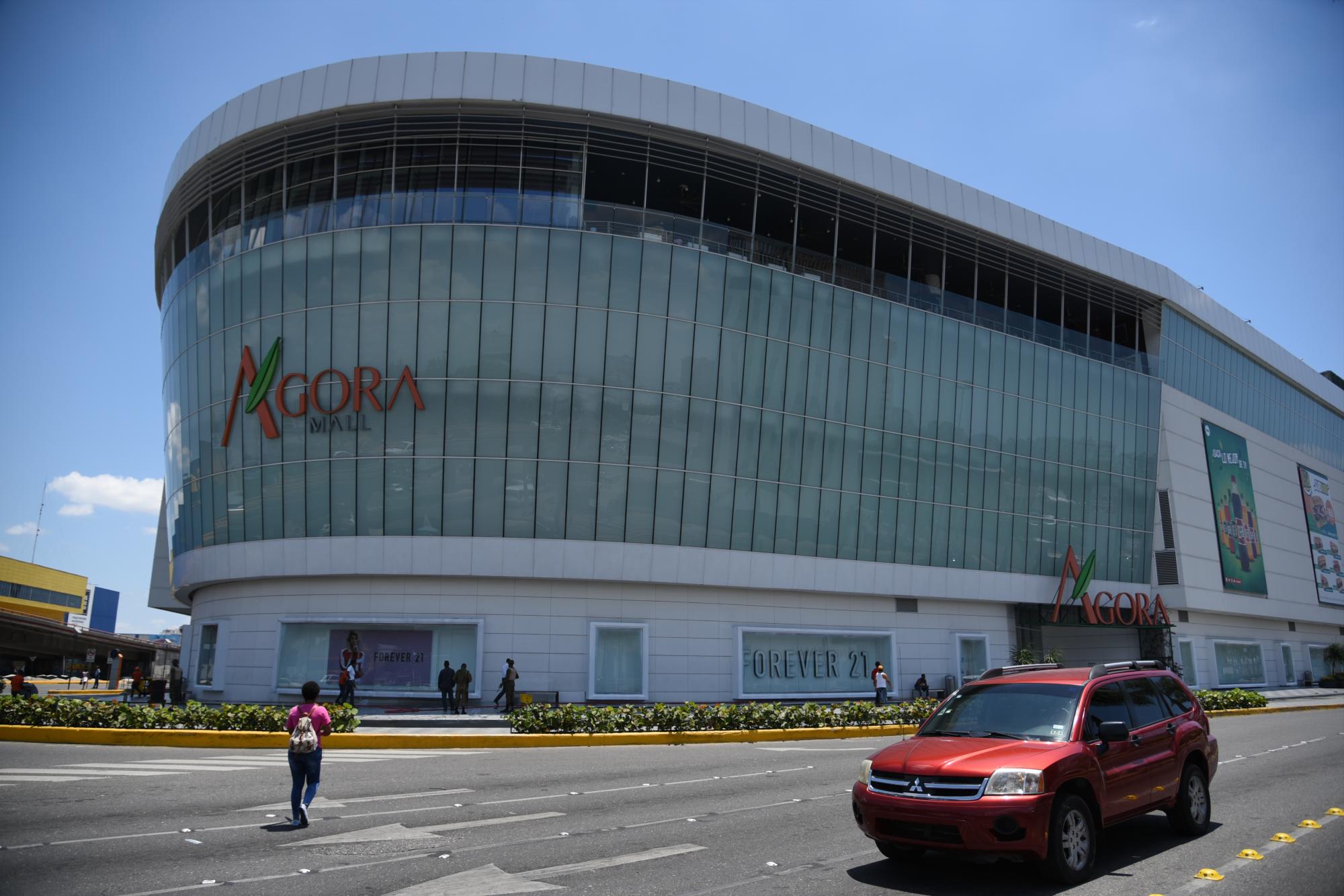 En Agora Mall sólo está abierta el área de restaurantes, en el cuarto piso.