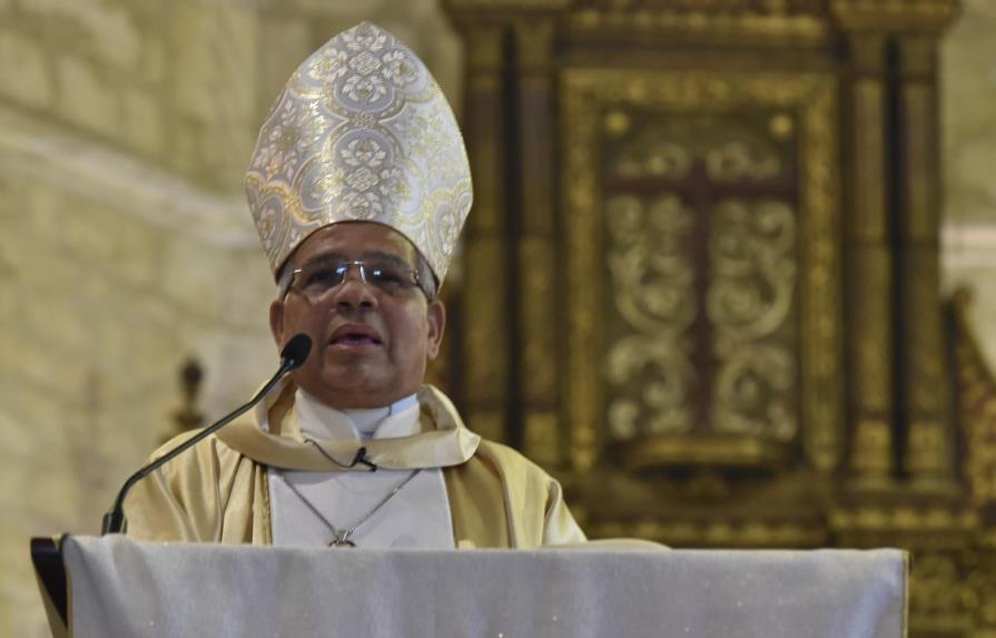 Arzobispo Ozoria dice país vive una cultura de muerte con la impunidad y la corrupción